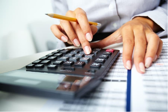 How To Use An Amazon FBA Revenue Calculator Effectively