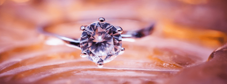 Jewelry & Precious Gems - Sunken Stone