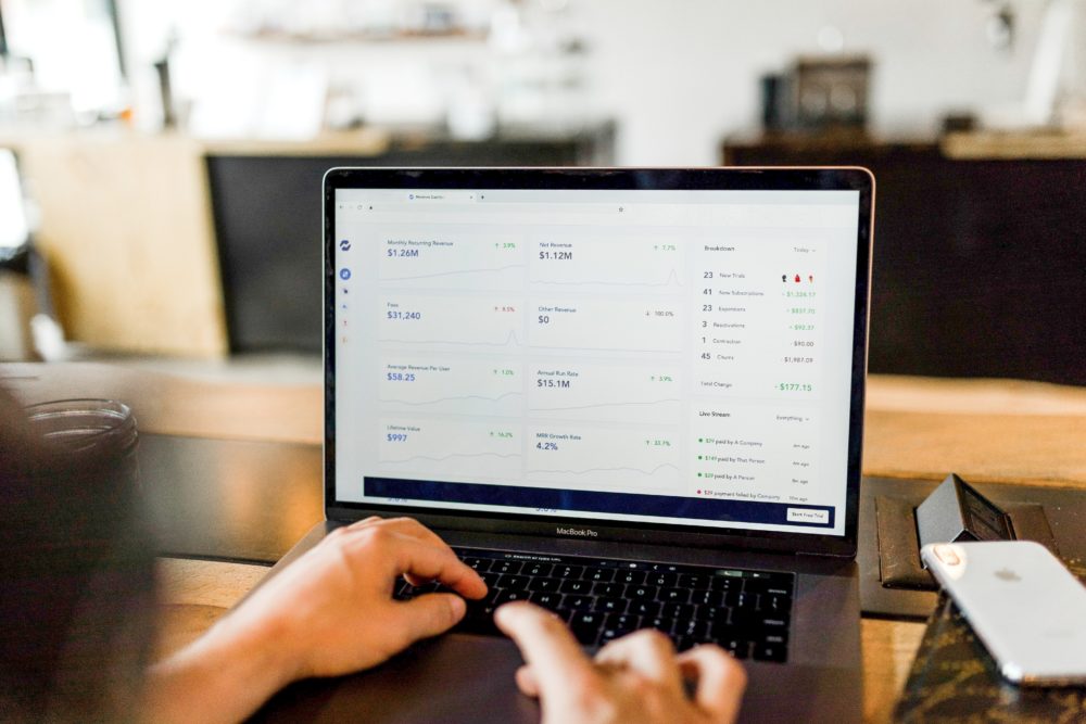 Fundamentals of Competitor Analysis by Sunken Stone min
